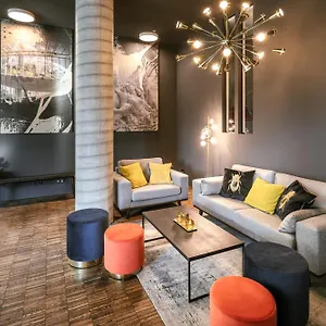 Adina Serviced Aparthotel