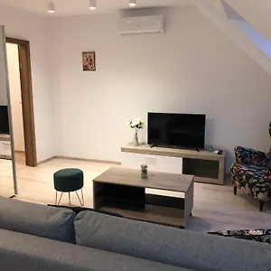 Apartament Diamond Debreţin